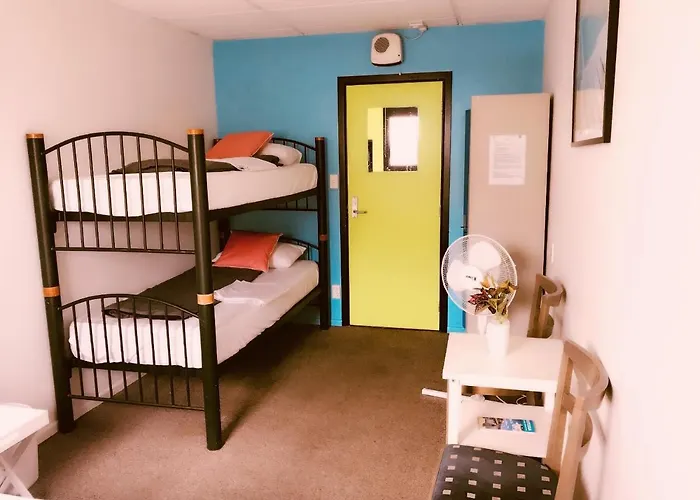 Hostal Planet Backpackers *